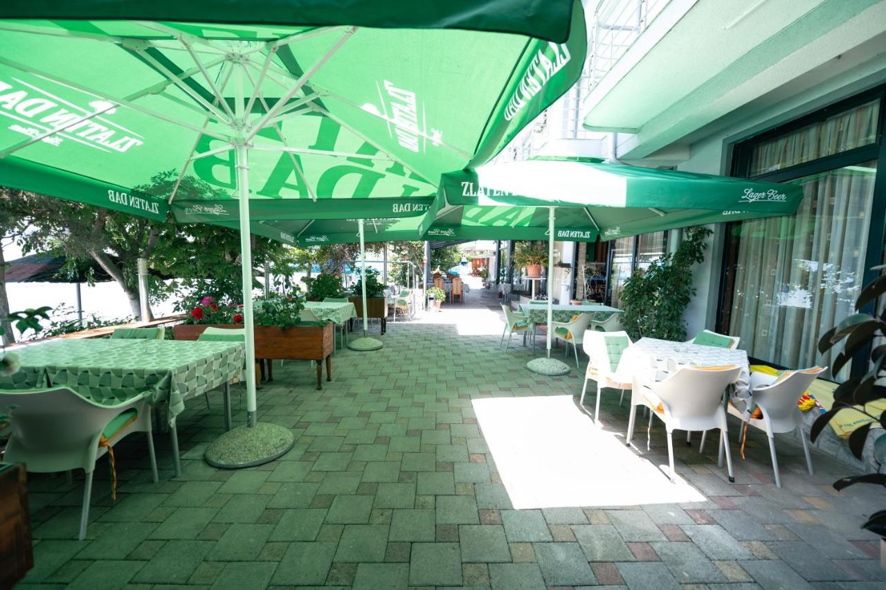 Hotel Holiday-M Ohrid Ngoại thất bức ảnh